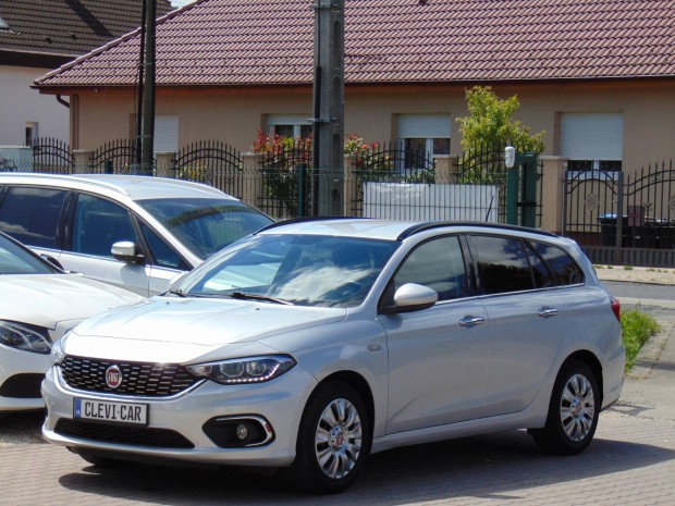 Fiat Tipo 1.4 T-Jet Lounge 94000Km!Navi!Ülésfűt...
