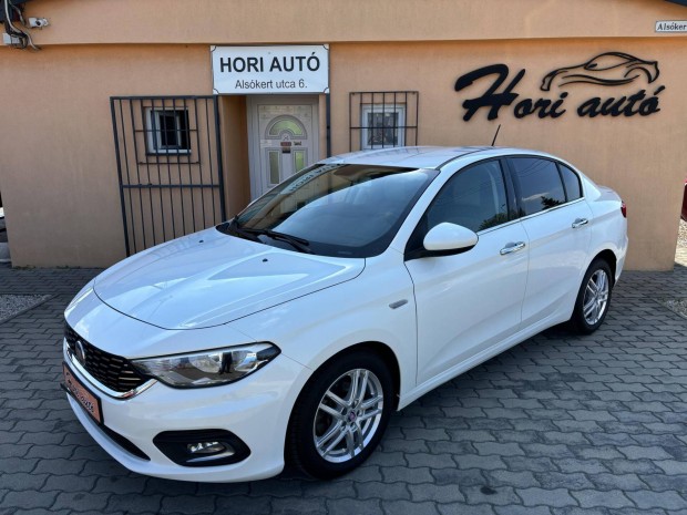 Fiat Tipo 1.6 Multijet Easy Szervizkönyv! Friss...