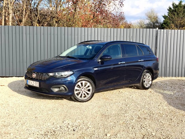 Fiat Tipo 1.6 Multijet Lounge TCT Alufelni. LED...