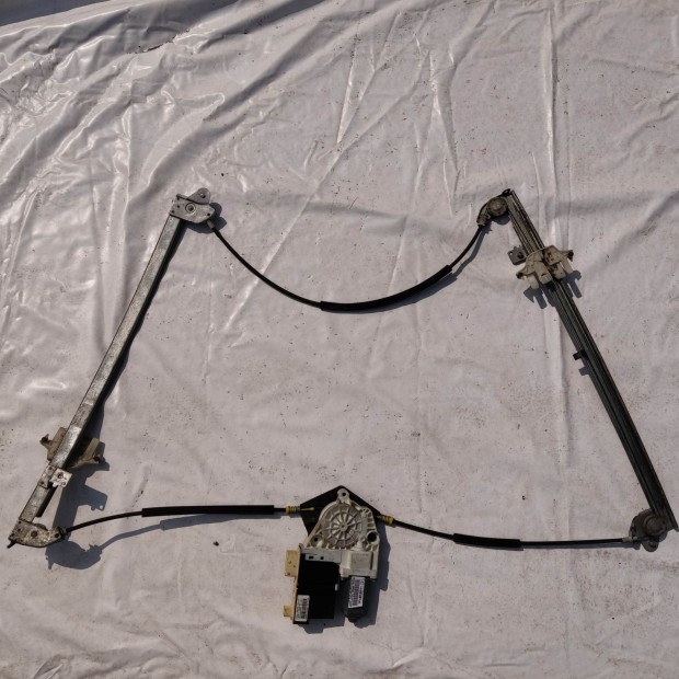 Fiat Ulysse 2001-2010 jobb első ablakemelő motorral 148531108