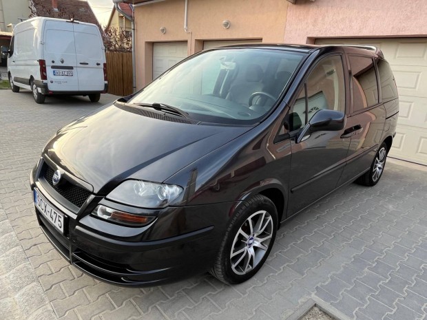 Fiat Ulysse 2.0 HDI. digit kl�ma. 7 szem�ly. fr...