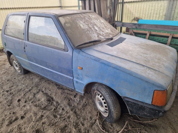 Fiat Uno alkatrsznek elad