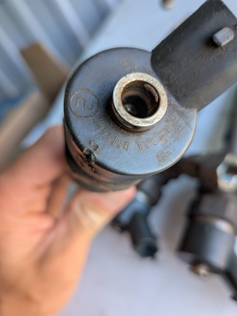 Fiat, Alfa Romeo 1.9JTD injektor porlasztó 0445110119