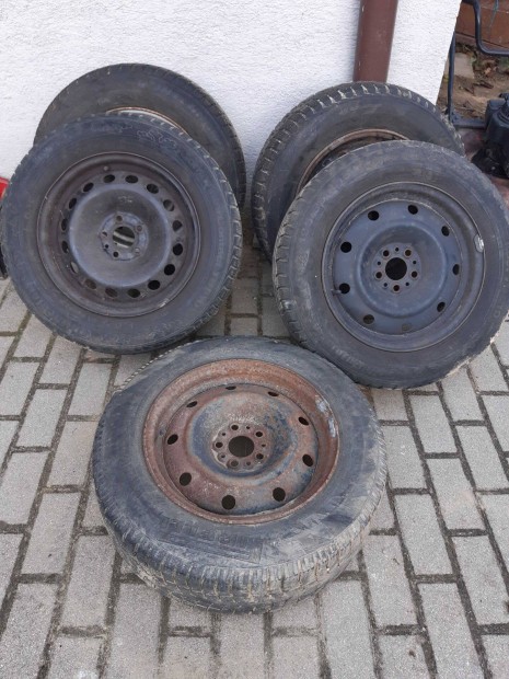 Fiat, Peugeot, Citroen, stb kerk elad