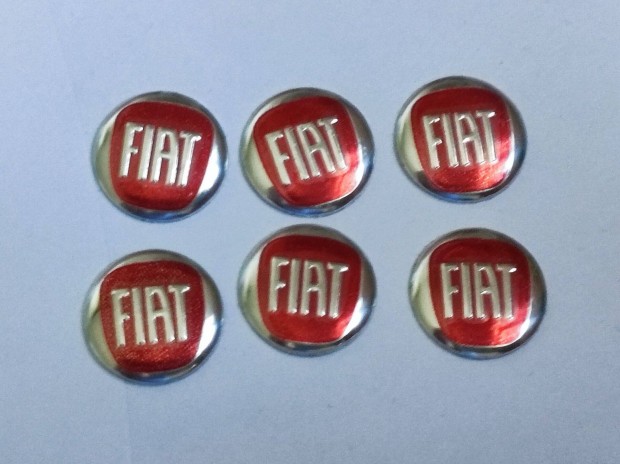 Fiat aut kulcs tvirnyt piros emblma 15 mm-es