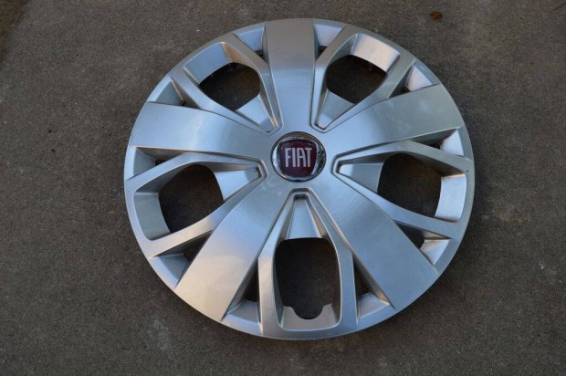 Fiat dsztrcsa (16 colos)