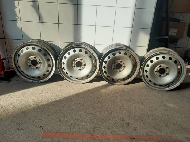 Fiat ducato 16 " lemezfelni .