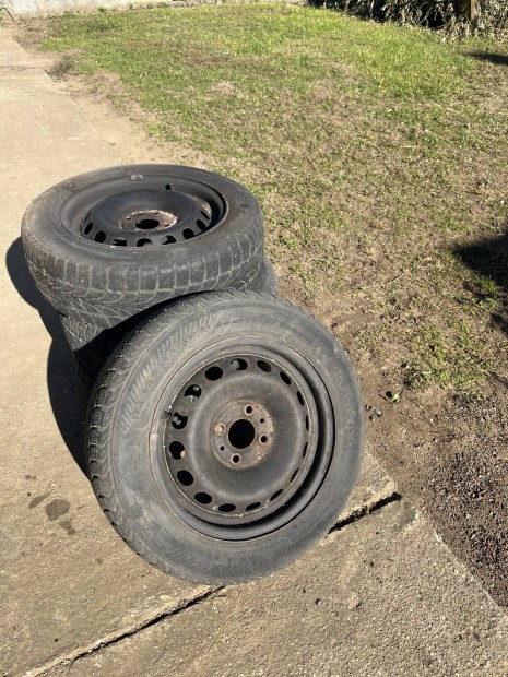 Fiat felni 4x98(gumikkal)