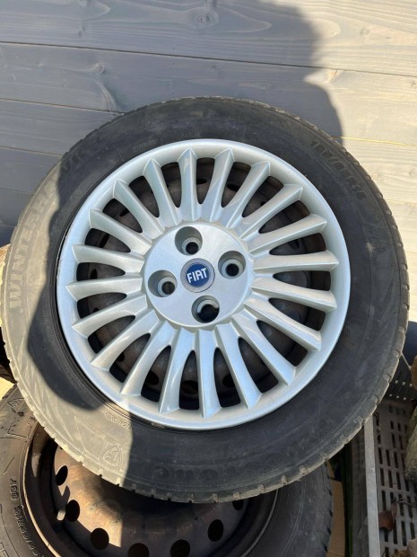 Fiat grande punto lemezfelni 4x100 15" téli gumi+gyári dísztárcsa