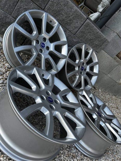 Fiat gyri 4x98 alufelni garnitra 18' 