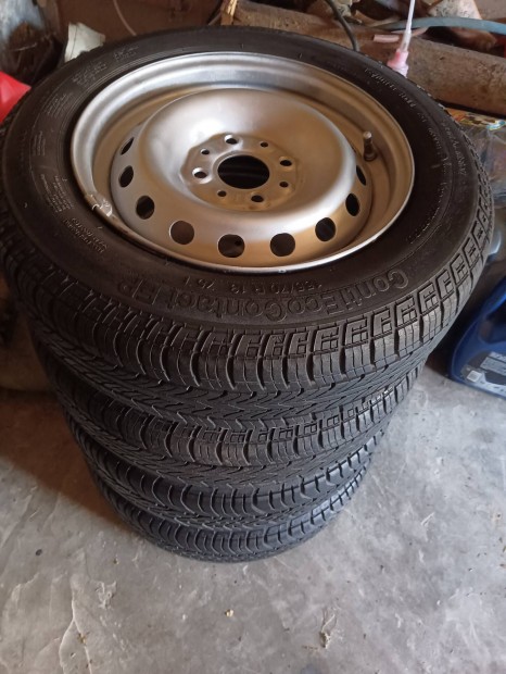 Fiát kerék garnitúra 155/70R13 nyárigumival eladó