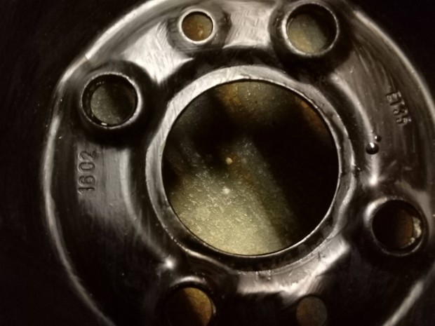 Fiat lemezfelni garnitra 14 "-os mret 