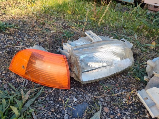 Fiat punto i fnyszr irnyjelz pr bal - jobb