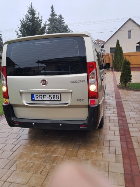 Fiat scudo 7 szem�lyes szem�lyauto 
