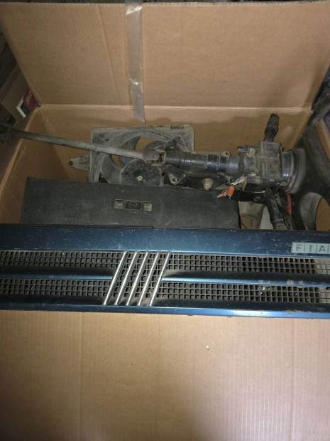 Fiat tipo 1.4 ie alkatr�sz