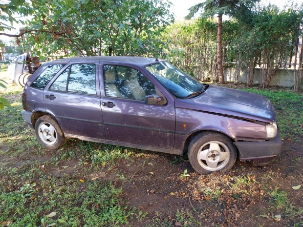 Fiat tipo 1.6 bonts