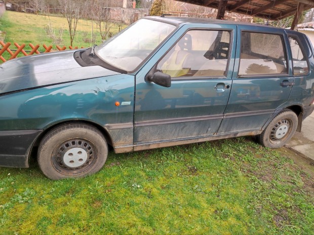 Fiat uno 1.0 Bonts