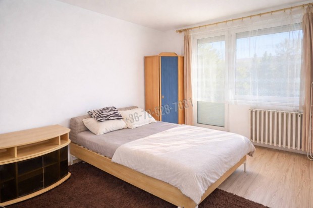 Fiatalos lak�s, vagy j� befektet�s! Alacsony rezsi!