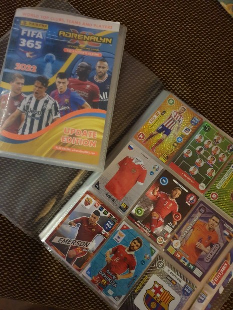 Fifa 365 2022 Panini foci krtya gyjtemny kt albumban