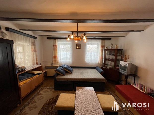 Figyelem! Tiszaf�reden Nagyon Sz�p Paraszth�z Elad�!