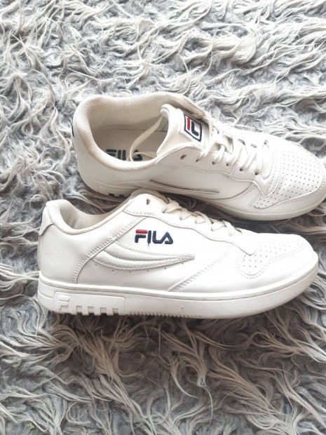 Fila cip 38