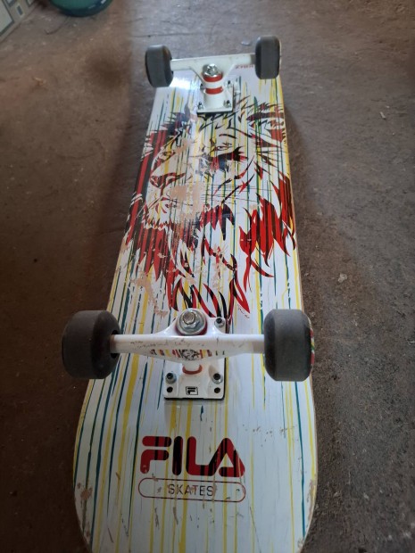 Fila gördeszka