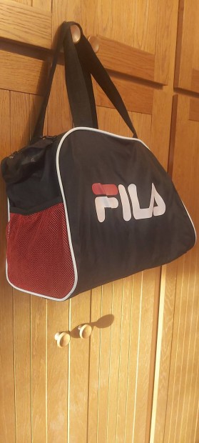 Fila sporttska olcsn elad!