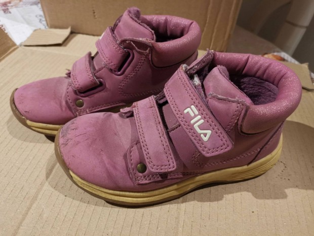 Fila tpzras kisbakancs - 27