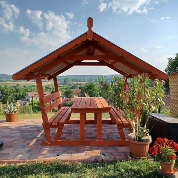 Filagória, kerti kiülő, faház, játszóvár