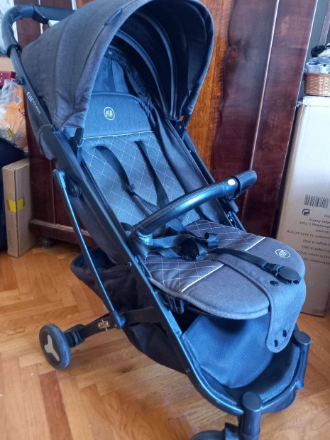 Fill Tourer babakocsi eladó Margit hídnál