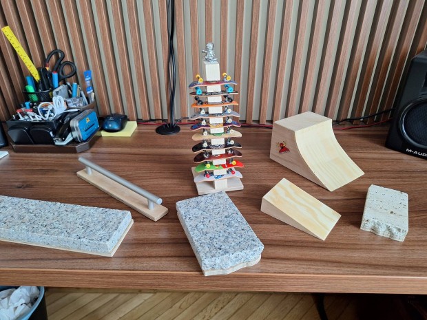 Fingerboard ujjgördeszkák, rámpák, ugratók