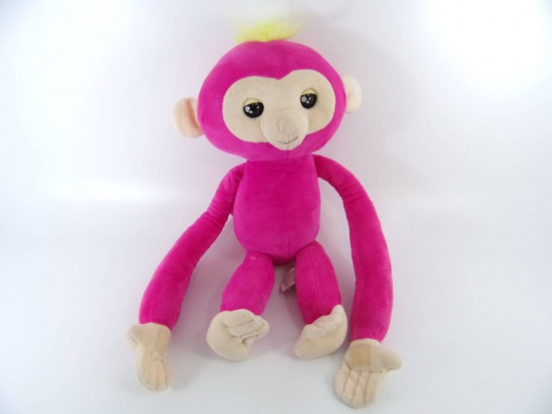 Fingerlings Hugs Pink Bella elemes plss majom