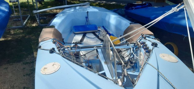 Finn dinghy elad