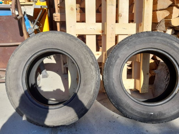 Fireston gumi 215/70R15 C 2 db elad