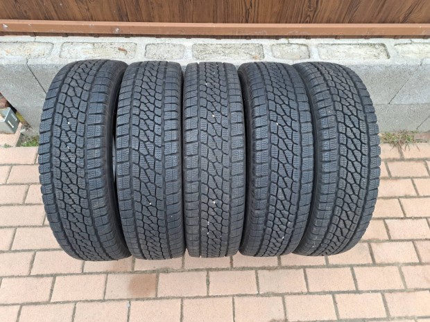 Firestone 195/75R16C tli gumi