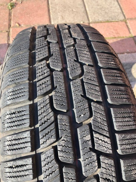 Firestone 4 db tli gumi 195/60r15+4db dsztrcsa elad