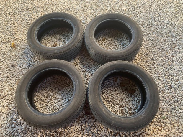 Firestone Roadhawk 195/60R16 gumi, 4 db, DOT 1823