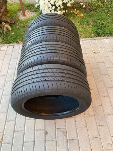 Firestone Roadhawk 215/50 R17 95W Nyri Gumik