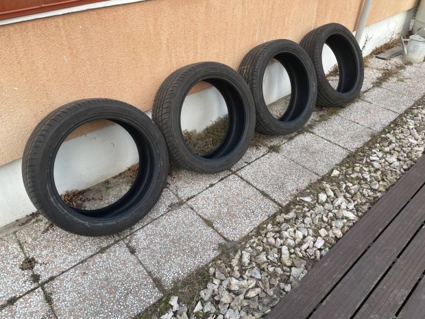 Firestone Roadhawk nyárigumi szett 225/45 R19 96Y