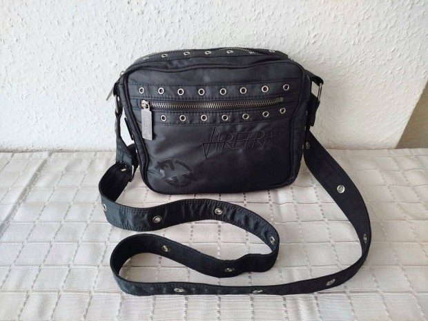 Firetrap női táska oldaltáska