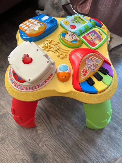 Fisher-price intelligens asztalka (ktnyelv)