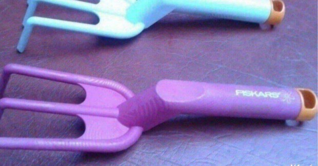 Fiskars kerti szerszám gereblye Új