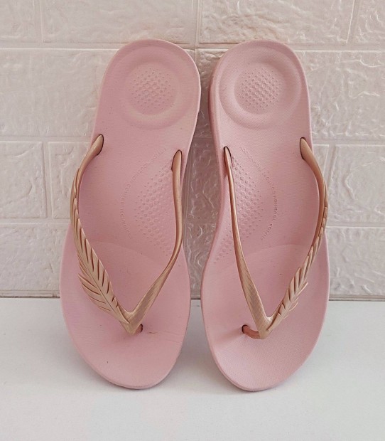 Fitflop divatos, női papucs 40-es - Gördülő talppal! Újszerű!
