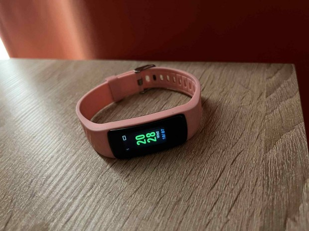 Fitnessarmband okos óra