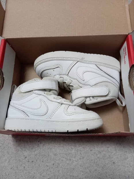Fi Nike cip 23,5-s mretben elad 
