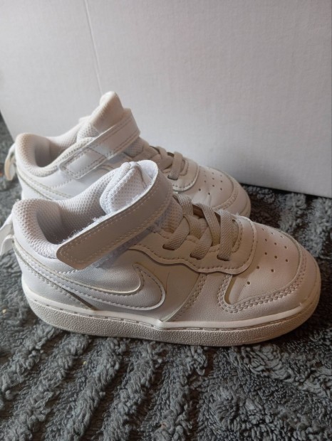 Fi Nike cip 25 -s mretben elad 