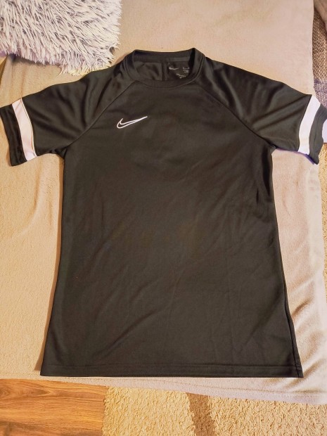 Fiú Nike póló