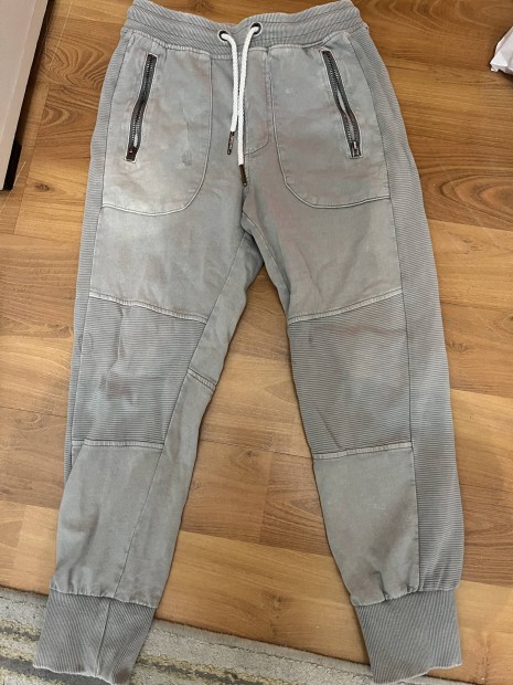 Fi reserved h&m jogger 134cm