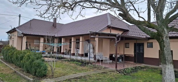 Fix 3%-os hitel Magyarorsz�g Korm�ny�nak t�mogat�s�val Heves V�rmegy�