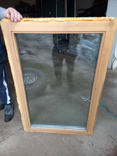 Fix Fa ablak 84 cm x 128 cm